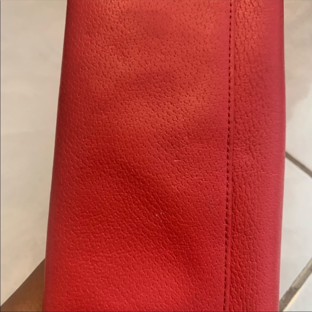 Kate Spade Wallet with Removable Chain in Red - Picture 5 of 5